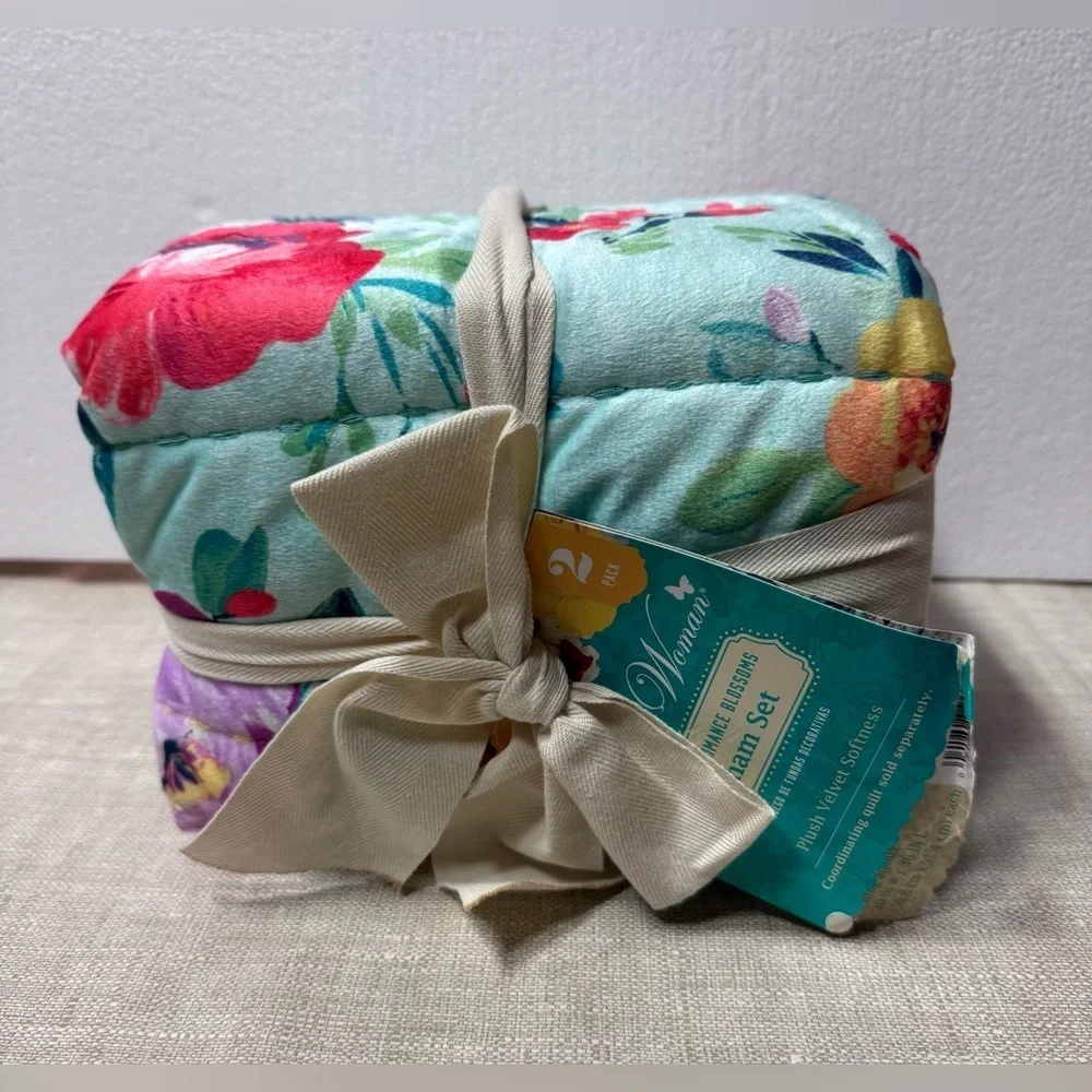 2-Pioneer Woman ~ SWEET ROMANCE BLOSSOMS ~ King Size ~ Pillow Sham Set ~ 20 × 36